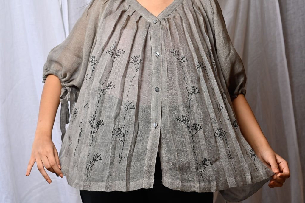 Ivory Whisper Balloon Top
