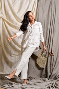 Ivory Lattice with Mesh Co-Ord Set